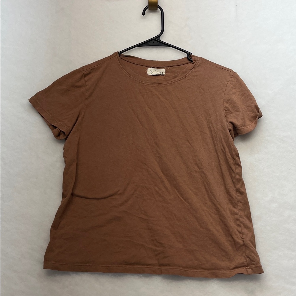 Velvet by Graham & Spencer brown t shirt Sz M